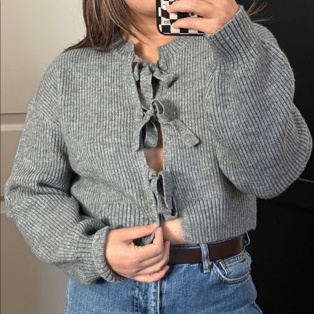 CIDER Knit Round Neck Solid Tie Front Bowknot Cardigan. S